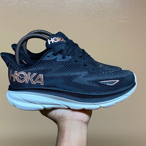 Hoka Clifton 9 “Black Rose Gold” Running Sneakers Size 6 Wide - Picture 1 of 16